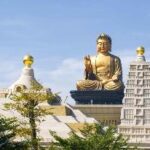 A large statue of a buddha Description automatically generated