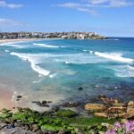 Bãi biển Bondi - Điểm đến ở Sydney không thể bỏ lỡ trong mùa hè này